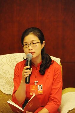 杨帆代表:建议运用互联网和大数据技术,加快推进产业工人队伍建设
